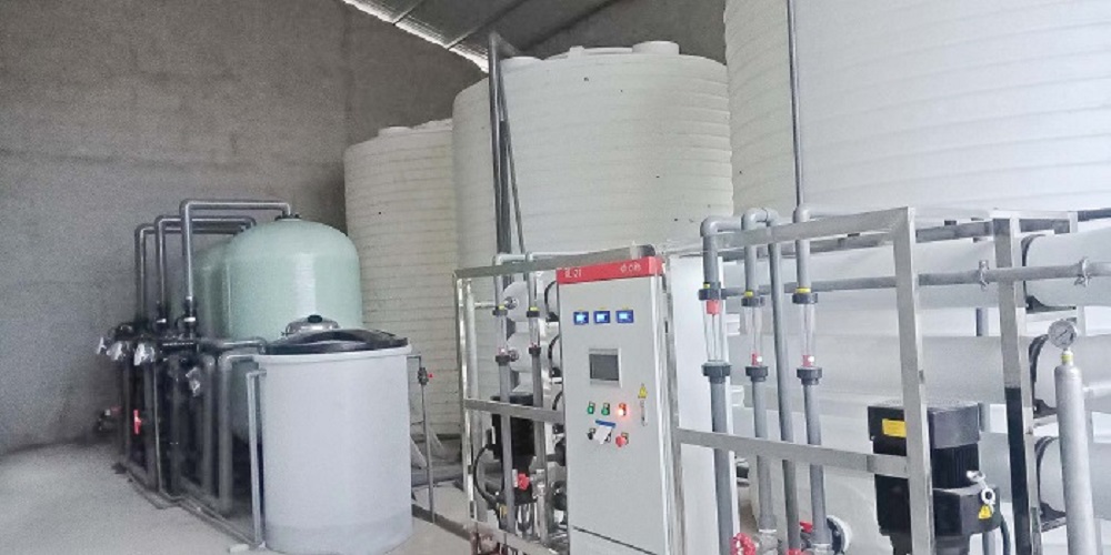 二级反渗透纯水安装结束(图4) 1670049951653891.jpg