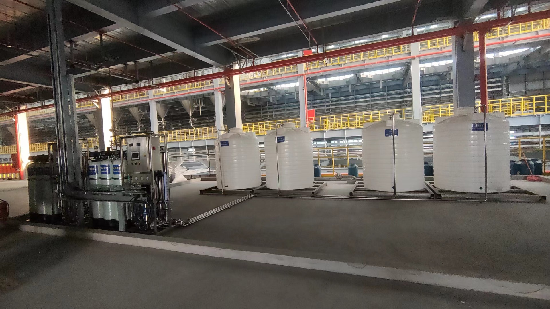 10吨/天反渗透纯水设备安装(图2) 1664243162808200.jpg
