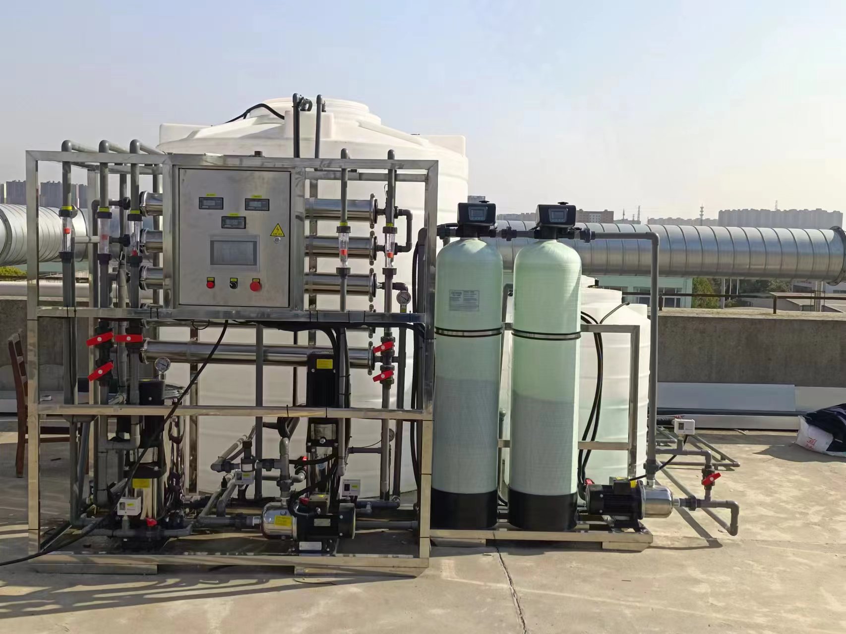 上海电子一套二级纯水设备(图1) dcf39e850f404cfa821e657e28ff8767_1-231014093611L1.jpg