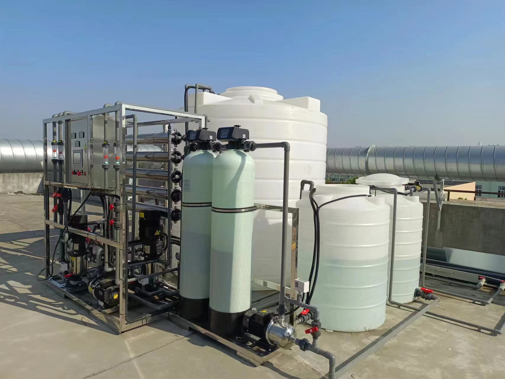 上海电子一套二级纯水设备(图2) d669582a7045ad9253c2db936c211cd8_1-2310140936061G.jpg