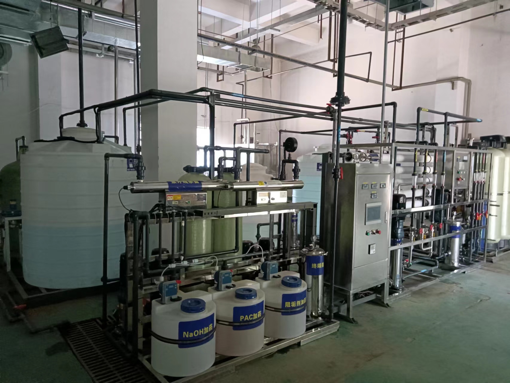 武汉华中科技大学(纯水+废水处理设备).jpg 武汉华中科技大学(纯水+废水处理设备).jpg