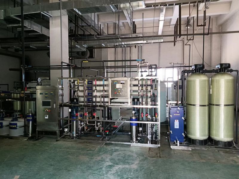 武汉华中科技大学(纯水+废水处理设备)2.jpg 武汉华中科技大学(纯水+废水处理设备)2.jpg