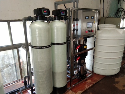 扬州1吨纯水设备(图2) 扬州1吨纯水设备.jpg