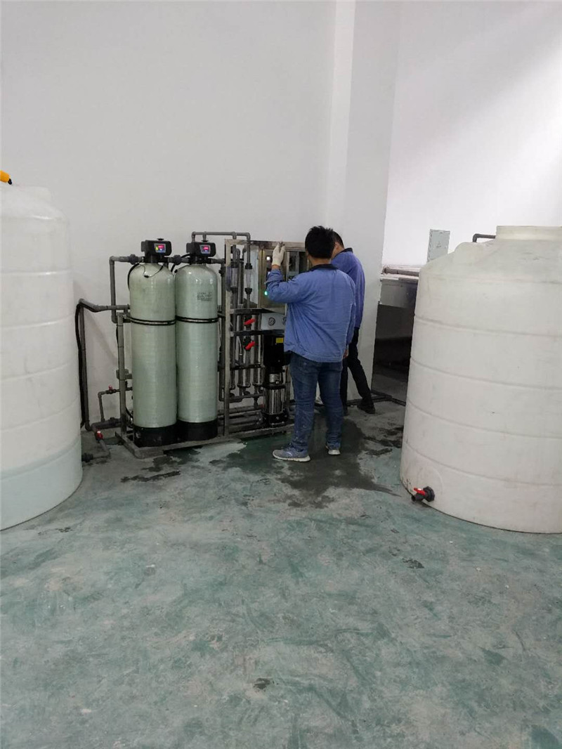 海门新艺金属装饰工程有限公司一级反渗透纯水设备