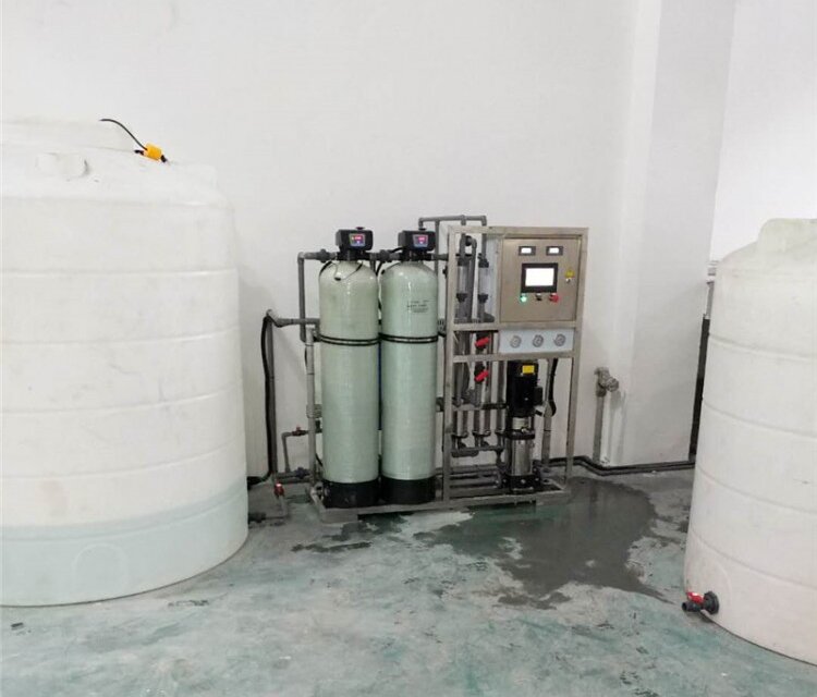 海门新艺金属装饰工程有限公司一级反渗透纯水设备(图1) 海门新艺金属装饰工程有限公司一级反渗透纯水2.jpg