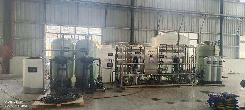 柬埔寨3吨超纯水设备
