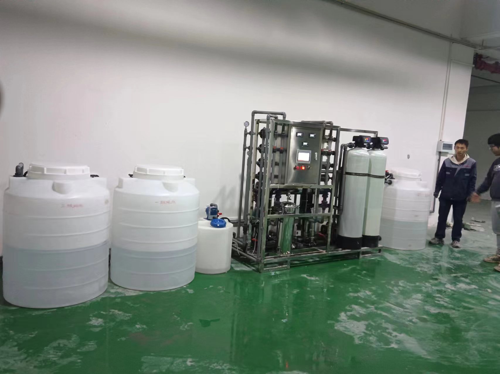 2025.11.28-2的0.5吨二级反渗透纯水.jpg